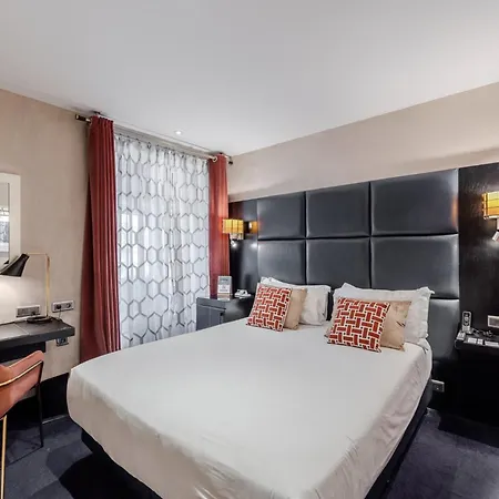 Hotiday Collection - Arc De Triomphe 4* Parigi